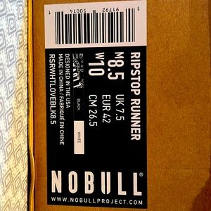 NOBULL - ALL LOVE BLACK RIPSTOP RUNNER (WOMEN'S) size 10